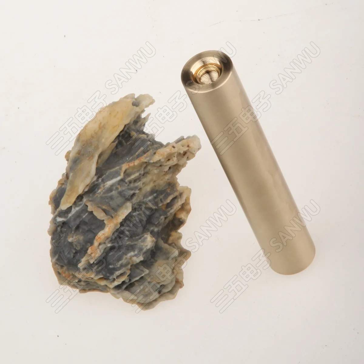 Powerful Orange-Red Laser Pointer