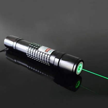 Waterproof 200mW Green Laser Pointer with 5 Caps