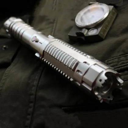 High Power 3000mW (> 3W) Burning Blue Laser Pointer