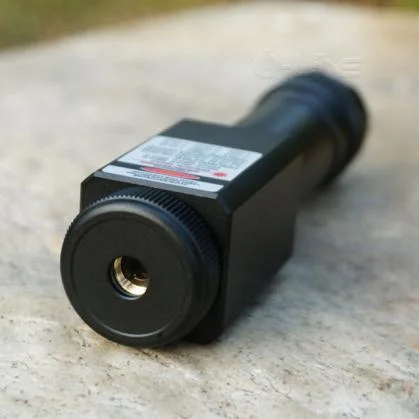 World's Most Powerful 2000mW Red Laser Pointer 635nm/638nm