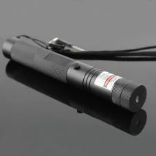 Cheap Focusable 100mW Green Laser Pointer That Pops Balloons