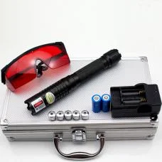 Powerful and Focusable 1000mW Blue Laser Pointer 450nm
