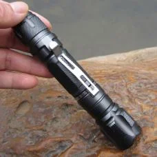Cheap and Powerful 200mW / 300mW Red Laser Pointer (650nm) with Caps