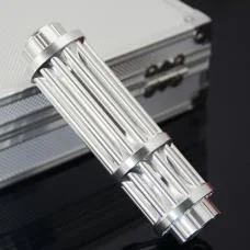 Super Strong and Cheap Handheld Green Laser Pointer 1100 mW