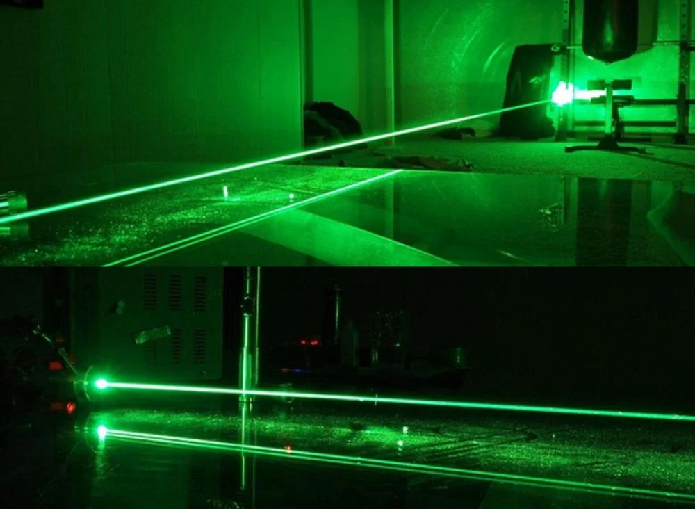 Powerful 1500mW Laser Pointer