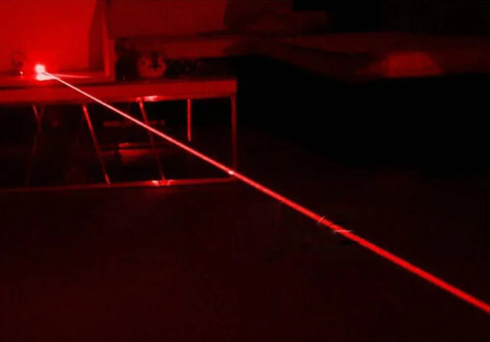Powerful 638nm Laser Pointer